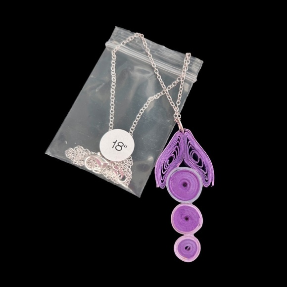 Hand Crafted Purple Paper Quill Pendant Necklace Arrow Head Silver Plate Chain - Picture 8 of 10